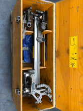 Lade das Bild in den Galerie-Viewer, TYROLIT Eckensäge CSF 40