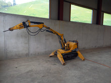 Lade das Bild in den Galerie-Viewer, BROKK 90 Abbruchroboter