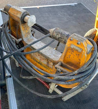 Load image into Gallery viewer, TYROLIT Hand crusher BW/BZ