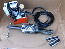 Load image into Gallery viewer, OWATONNA TOOL CO Splitter