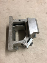 Lade das Bild in den Galerie-Viewer, HILTI Schinenfuss DS-RFP-L
