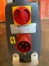 Lade das Bild in den Galerie-Viewer, HUSQVARNA Wandsäge 482HF
